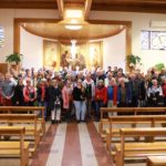 Die Reisegruppe in der Titelkirche von Kardinal Woelki in Rom: San Giovanni Maria Vianney (C) DOMRADIO.DE